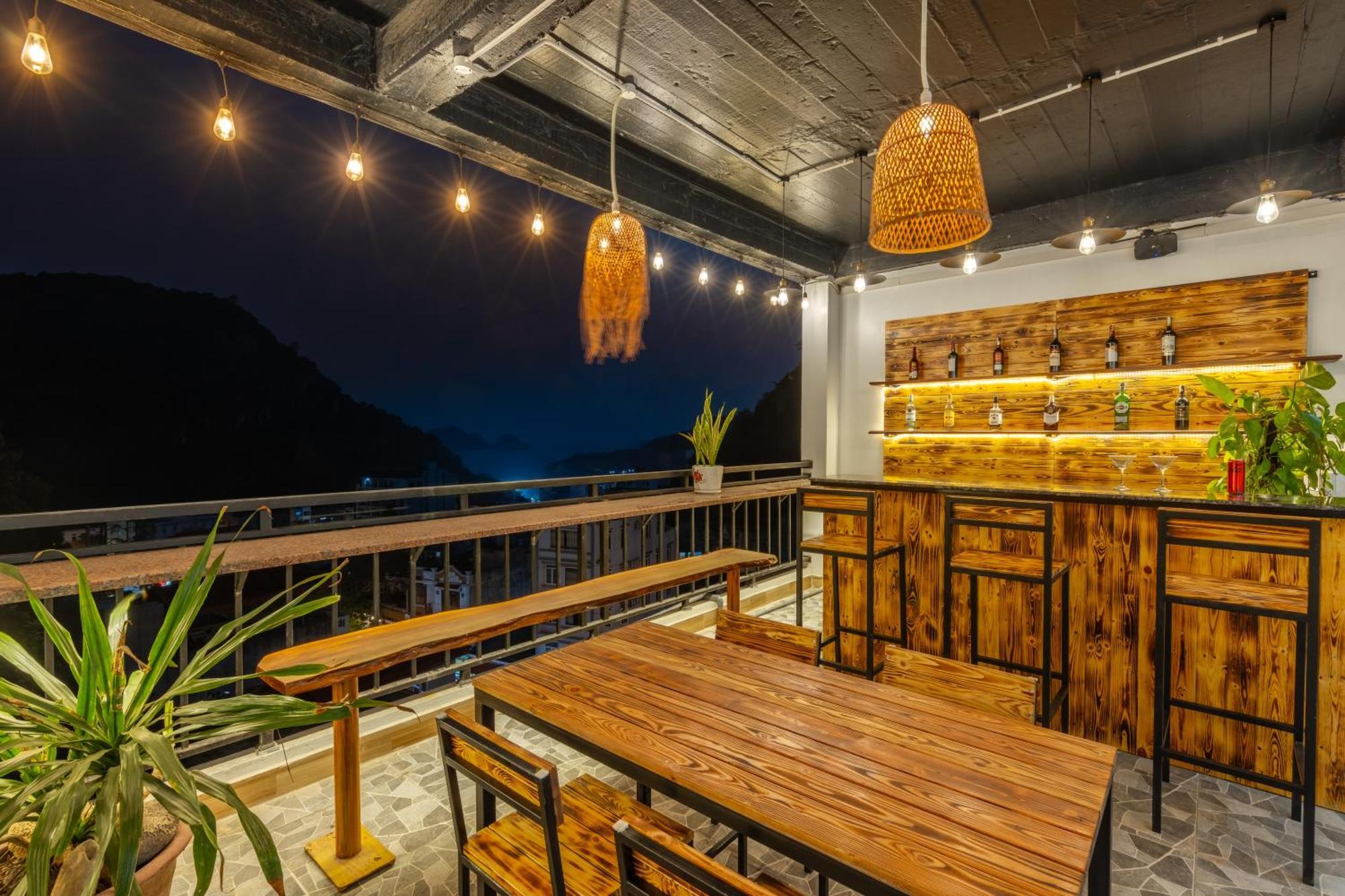 Cat Ba Xanh Spring Garden Hotel Dong Khe Sau Bagian luar foto